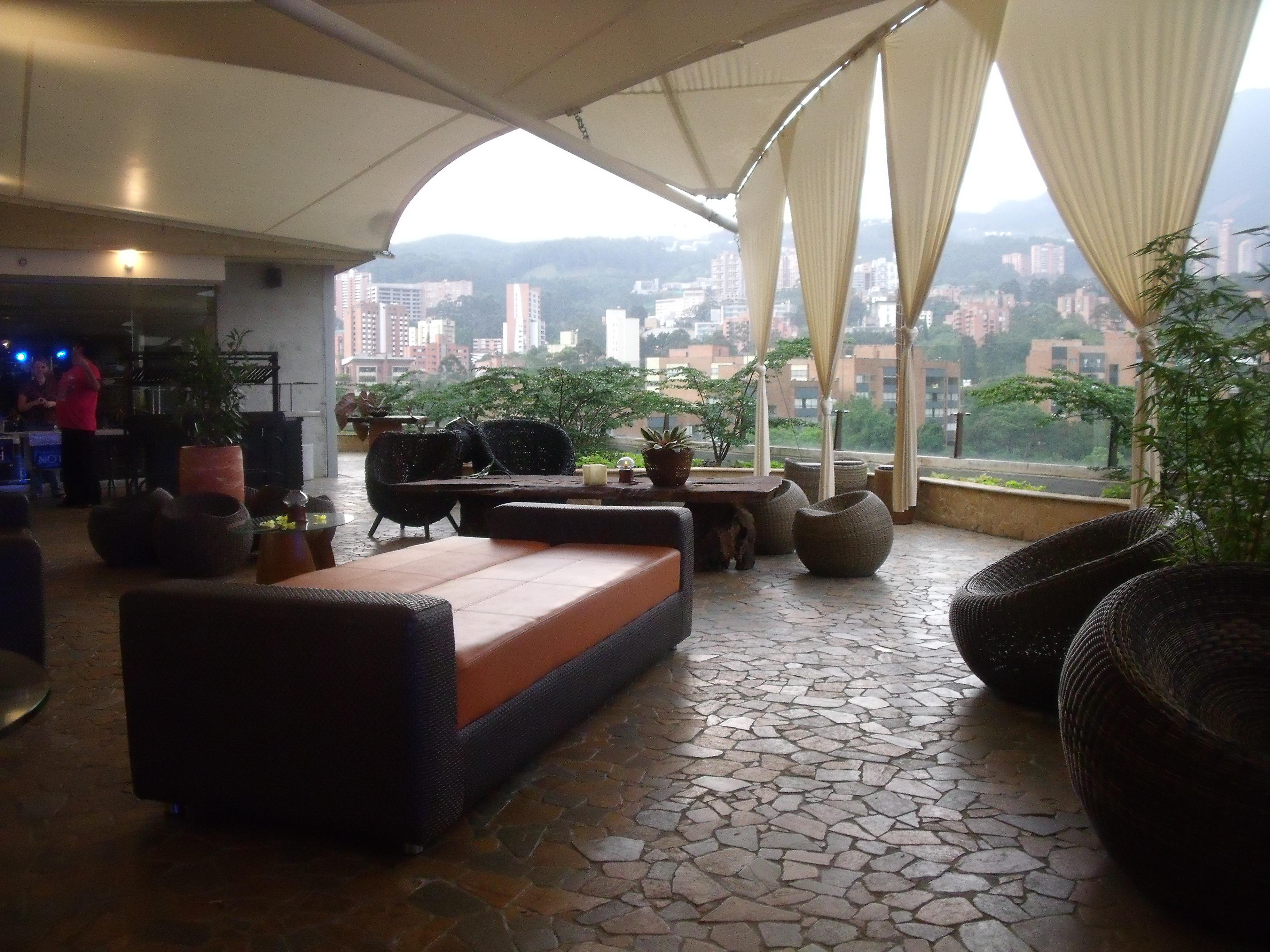 Diez Hotel Categoria Colombia Medellin Luaran gambar